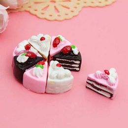 Kitchens Play Food Dollhouse Cake Diy Craft Childrens Gift Tomato Strawberry Pattern Kitchen Game Food Game Baby Fitend to Jouer en résine Decoration D240525