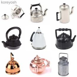 Cuisines jouer à la nourriture maison de poupée accessoires miniatures Simulation rétro bouilloire Pot couvercle ouvert modèle jouets pour maison de poupée décoration L231104