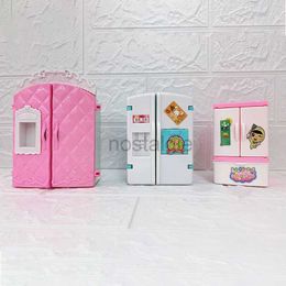 Kitchens Play Food Fashion Mini accessoires Fridge pour Doll Dream House Furniture Kitchen Refrigerator Play Set Poll Accessories Girls Toys 2443