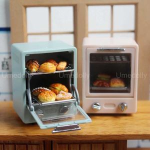 Les cuisines jouent à la nourriture Kitchens Play Food 1/6 ou 1/12 Mini Doll House House Electronic Oven Model Simulate Mini Baked Bread Food For BJD Bryce Doll Kitchen Toys WX5.21