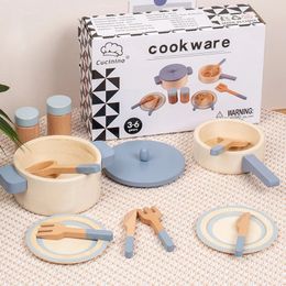 Cuisines Jouer à la nourriture en bois Mini cuisine ustensiles de cuisine casserole cuire faire semblant de maison éducative jouets pour enfants Simulation ustensiles filles jouet 231213