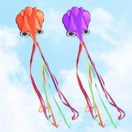 Accessoires de cerf-volant Kite 3D Octopus Kite avec longue queue colorée pour les adultes avec une longue queue longue pour la plage ou le parc par Kite T240521