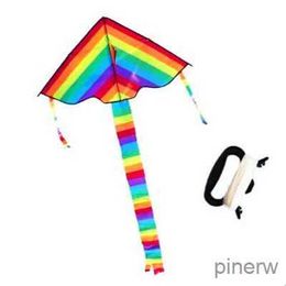 Kite Accessoires Gratis Verzending Rainbow Kite 5 stks/partij kinderen vliegers vliegen gereedschap Outdoor Fun Sports kite Fabriek Kind Driehoek Kleur Kite groothandel