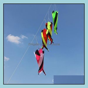 Vlieger aessories sport buitenspeelspeelgoed geschenken 1,2 m 2,5 m professionele 3d regenboog windsocks voor auto/ driehoekige kites kids cadeau drop levering