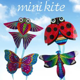 Vliegers draagbare kinderen buiten ouder-kind interactief speelgoed cartoon vliegtuig vlinders insect mini kite 0110