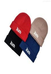 Kith serif beanie herfst winterhoeden voor mannen dames dames acryl cuffed schedel pet gebreide hiphop casual schedels outdoorh2wocat8573776