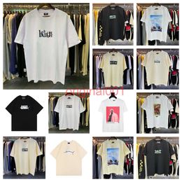 Kith Shirts Hot Sell Kith Designer Tees Mens Kith T-shirts Tee Tee Top Oversize Imprimer 100% coton T-shirt décontracté pour hommes et femmes Tee AD