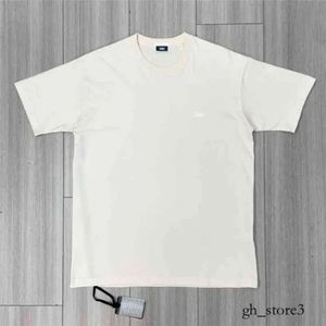 Kith T Shirt Five Colors Small Kith Tee 2022ss Men Women Summer Dye Kith T Shirt Tops de alta calidad Caja de manga corta 452