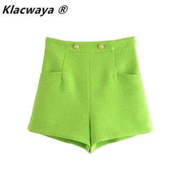 Klacwaya Za mujer verde cintura alta pantalones cortos verano elegante abotonado bolsillo decoración texturizado Casual 210714