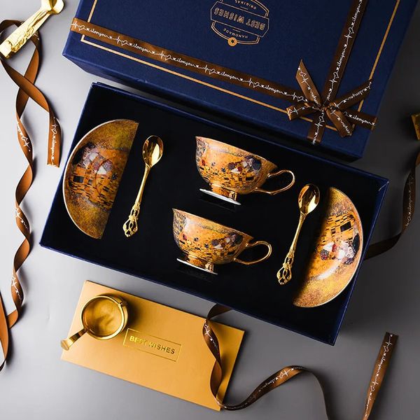 Klimt Kiss Bone China Coffee Tup Set Luxury Porcelain Tea Cafe Mug TurkishTableware Wedding Present Home Decor 240418