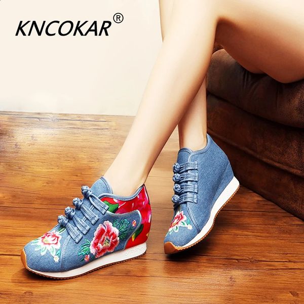 KNCOKAR femmes fleur brodé chaussures plates Style chinois décontracté et confortable Denim tissu baskets Wedge x1179 240307