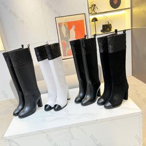 Botas hasta la rodilla Bota de diseñador Mujer Botines de cuero de terciopelo Patente acolchada Zapato de piel de cordero blanco y negro Tacón grueso Zapatos clásicos de invierno