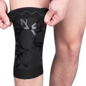 Knie -pads 1 pc zwarte compressie elleboog ondersteuning mouwbeschermer elastische knieapad brace veren gym sportbasketbal hardlopen