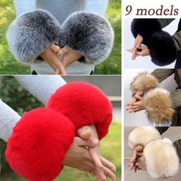 Genouillères arrivée en peluche bras plus chaud hiver Design de mode femmes chaud coupe-vent poignets ensemble Bracelet fourrure manchette