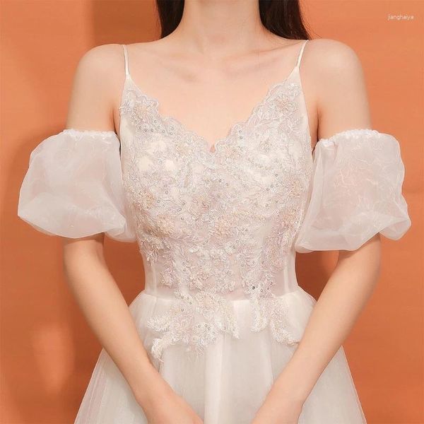 Rodillas Rodas Mangas de vestimenta de novia Blanco Extranspedes de boda Foming de manga de hojaldre