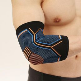 Ginocchiere Elastico Pallacanestro Pallavolo Calcio Braccio Supporto Gomito Protezione Brace Manica