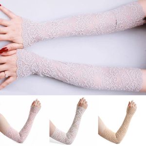 Podas de rodilla Fashion Lace Arm Sleeve Guantes de conducción elástica Mankens de guaño negro de color blanco