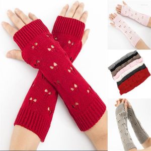 Knie pads vrouw dames vingerloze handschoenen armwarmers winter hol hart vorm zacht gebreide wanten st012