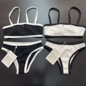 Traude de diseñador de punto Swimsuit Women One Piece Bating S Alcentador S Push Up Bikinis Letting Diamond Ing Sexy Split Swim Suits Ggitys canales Burburriness P2V1