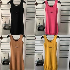 Robe en tricot pour femme Long T-shirt Black Girl Vêtements Femmes Summer Casual Lady Bodycon sans manches