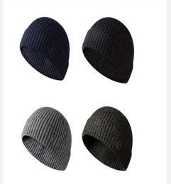 Chapeau tricoté Designer Beanie Hat Men039s Hiver Luxe Casual Wear Épaissi Winterproof Chaud A17051286740