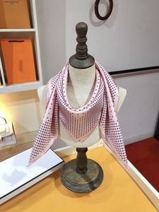 Bufanda de punto Buff para mujeres Summer Silk Satin Diseñador de moda de cachemir Anillo de chal de lujo chiseo de algodón Bufanda cuadrada Sobre de protección de protector solar Bufanda delgada de gasa delgada