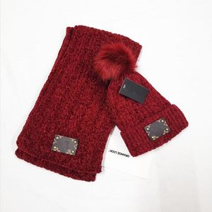 Bonnets tricotés écharpe pour dames en automne et en hiver chapeau une pièce cyclisme résistant au froid chaud fermeture éclair une pièce chapeaux en laine AAA