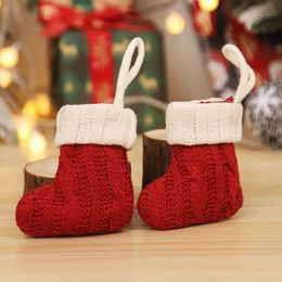 Gebreide kerstsok Boom Hangende kerstversiering Rode sokken Snoep Cadeauzakjes Feestelijke feestkerstversieringen
