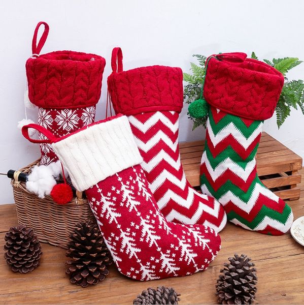 Bas de Noël tricotés Chaussettes décoratives de Noël avec deux porte-cadeaux Pom Poms Arbre de Noël Cheminée Ornements suspendus Enfants 5 Couleur 4764