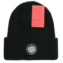 Bonnet de créateur tricoté/casquettes de crâne, chapeaux d'hiver populaires au Canada, lettre classique