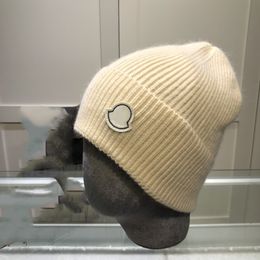 Gebreide designer cap voor mannen en vrouwen modebrief hoed printen populaire warm winddichte stretch multi-colour beanie hoeden persoonlijkheidspaar hoofddeksels