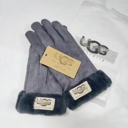 Gants tricotés designer classique automne couleur unie lettres européennes et américaines couple gants de doigt mode hiver cinq doigts 552