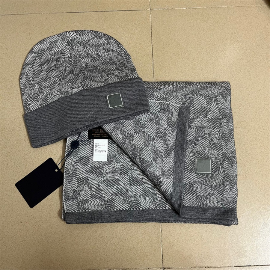 Vintermode lyxhatt Set Set Men's Hat Designer Hatt och halsduk Kvinnor Sticked Schal Beanie Cashmere broderad bönskydd Scarf Designer Designer Designer