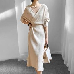 Tripped Labes Robe V Neck Robes solides pour les femmes Sexy audacieux Maxi Bodycon Evening Femme Robe Designer Outfits Crochet 231225