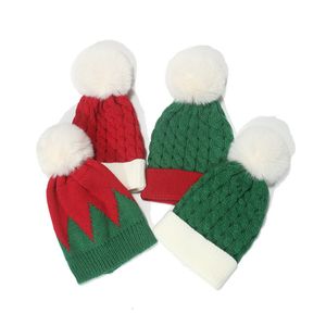 Chapeau d'hiver tricoté pour enfants, casquette en laine avec coutures verte et rouge, boule de fourrure chaude, chapeaux froids, bonnet Pom-pom en peluche de noël pour enfants