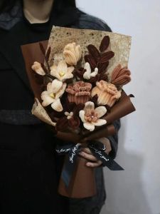 Tricot fait à la main bricolage créatif fait maison Twist Stick matériel sac Rose tulipe tissage main tenant fleur paquet matériel sac petite amie