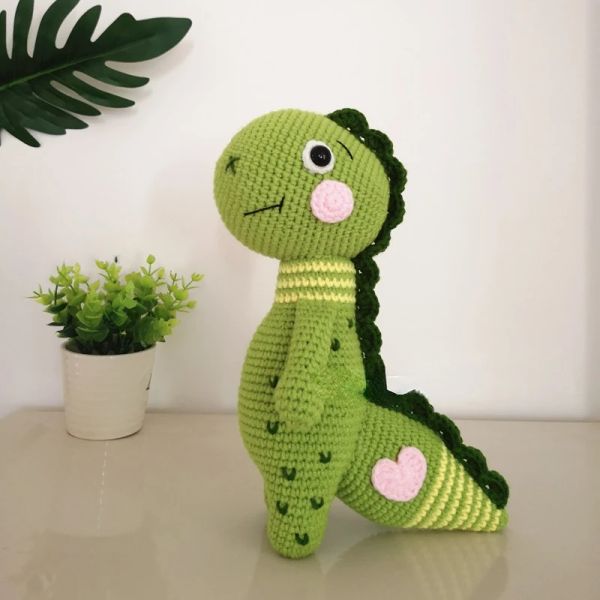Tejer nuevo Dinosaurio de crochet bricolaje material de crochet hecho a mano muñeca muñecas paquete de tejido de punto