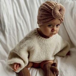 Chapeaux noués pour bébé beanie arc arc bandeau bébé turban né accessoires chapeau hiver capuchons chauds châtteurs mère enfants 240429