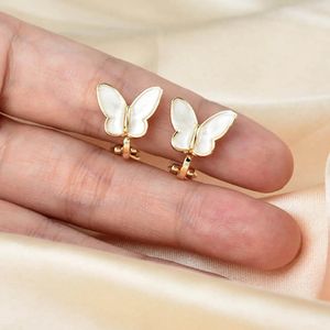 Korea Style Butterfly Clip op oorbellen zonder piercing schattig No Hole Gold Color Resin sieraden Ear Cuff Party cadeau 240418