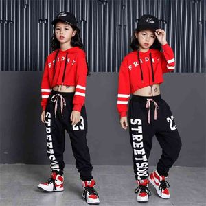 Coréen Big Girls Streetwear Fashion Kids Sport Costume Black Lettre Imprimer Pantalon + Sweat à capuche rouge Deux pièces Ensemble Costumes de danse 210622