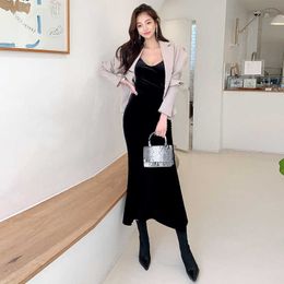 Koreaanse chique bezetting fluwelen 3 stuks pakken vrouwen herfst blazer + vest top + zeemeermin rok slanke vrouwelijke kantoor set 210529