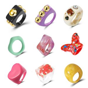 Coréen coloré résine transparente acrylique fruits anneaux pour femmes mode géométrique papillon coeur anneau Y2K bijoux cadeaux 240312