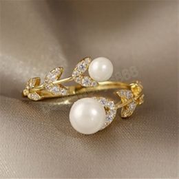 Korean Crystal Leaf Pearl Ring For Women Girl Luxe Creative Opening Rings Fashion Jewelry Party Girls ongebruikelijke ringen Geschenken