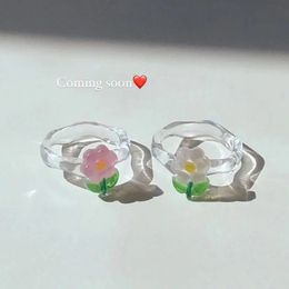 Bague à fleurs en résine acrylique transparente, mignonne coréenne, pour fille Y2K, bague d'été pour femmes, bijoux esthétiques, cadeaux pour amis, 240312