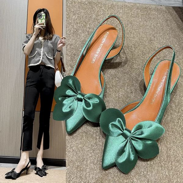 Édition coréenne grande taille chaussures simples pointues femme nœud nœud mince talon dossier sandales fashion banquet hauts talons 240402
