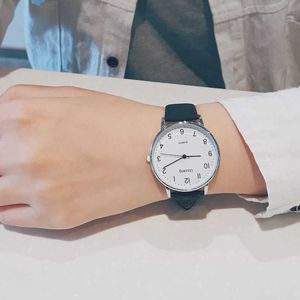 Reloj de cuarzo con atmósfera de ocio Simple, moda coreana, estudiantes de secundaria, resistente al agua, ultrafino para parejas
