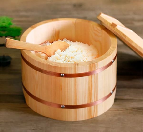 Comida coreana estilo japonés borde de cobre cuenca de tazón grande sashimi taller taller de arroz plato de madera mezclando tapa de barril de arroz