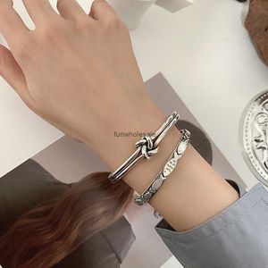 Bracelet coréen de l'industrie lourde Bracelet Fomens 925 Pure Silver Niche Design Cool Wind Faire un vieil étudiant ouvert Bracelet