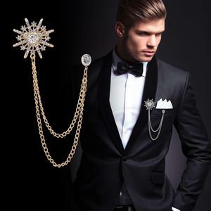 Coréen haut de gamme strass étoile broche cristal gland chaîne Corsage costume manteau Badge épinglette pour hommes femmes vêtements accessoires
