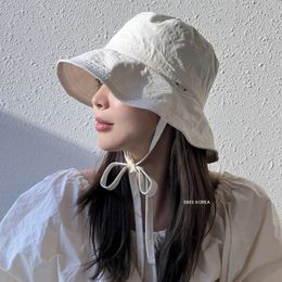 Chapeau de pêcheur à lacets Ins coréen pour femmes, blogueur léger, corde coupe-vent, pare-soleil, chapeau de bassin, chapeau seau solaire 240102